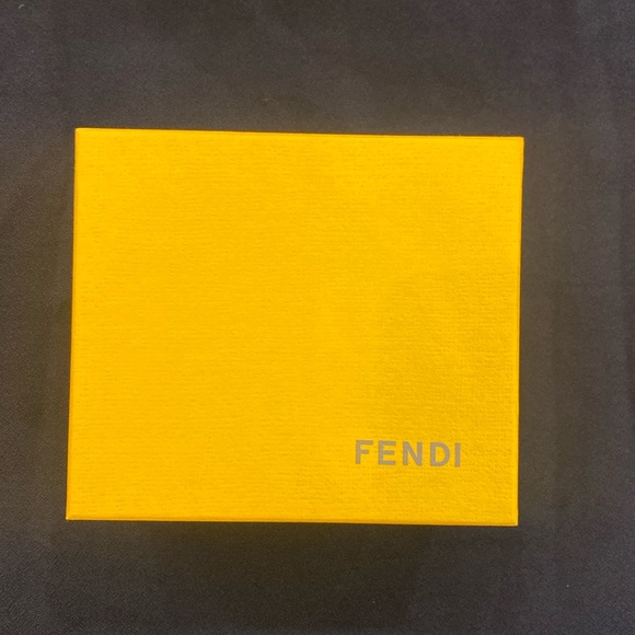 Fendi Watch box - Picture 1 of 7